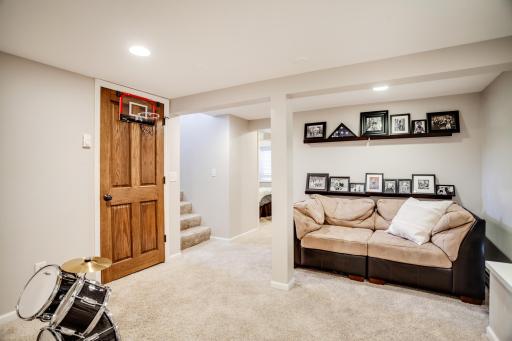 4945 Bryant Avenue S, Minneapolis, MN 55419
