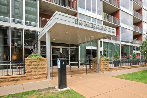 215 10th Avenue S, 727, Minneapolis, MN 55415