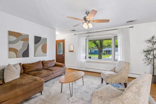 1249 Pinewood Court, Saint Paul, MN 55125