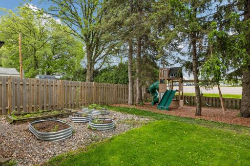 1249 Pinewood Court, Saint Paul, MN 55125
