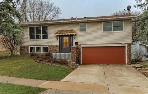 958 28th Street NW, Rochester, MN 55901