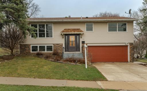 958 28th Street NW, Rochester, MN 55901