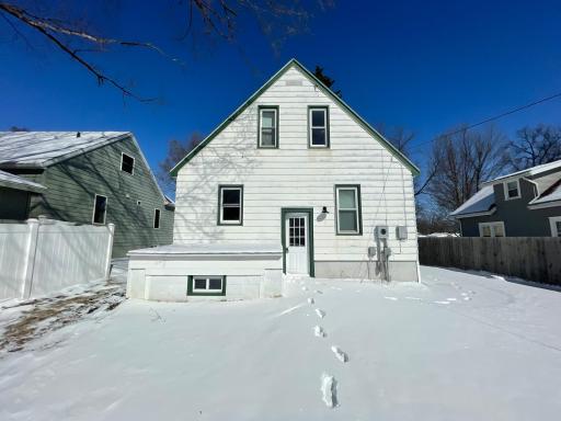 911 W Cavour Avenue, Fergus Falls, MN 56537