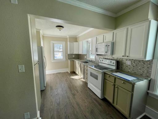911 W Cavour Avenue, Fergus Falls, MN 56537