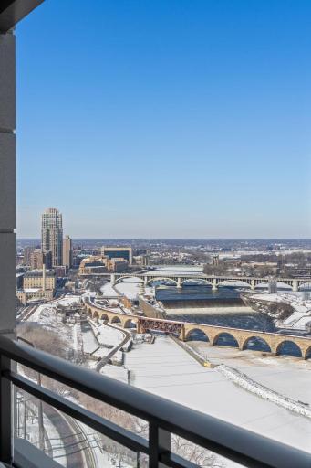 1111 W River Parkway, 24A, Minneapolis, MN 55415