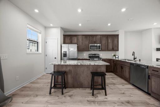 2230 Gateway Curve, Saint Paul, MN 55109