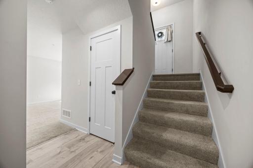 2230 Gateway Curve, Saint Paul, MN 55109