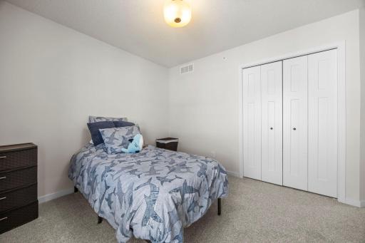 2230 Gateway Curve, Saint Paul, MN 55109