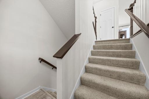 2230 Gateway Curve, Saint Paul, MN 55109