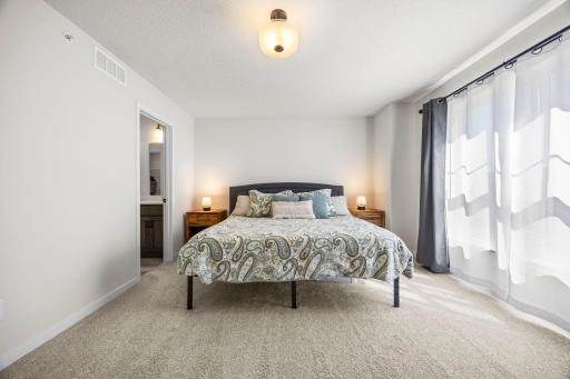 2230 Gateway Curve, Saint Paul, MN 55109