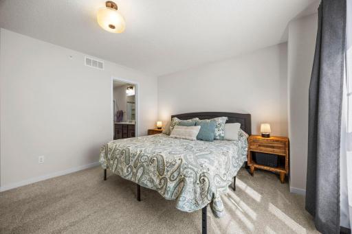 2230 Gateway Curve, Saint Paul, MN 55109