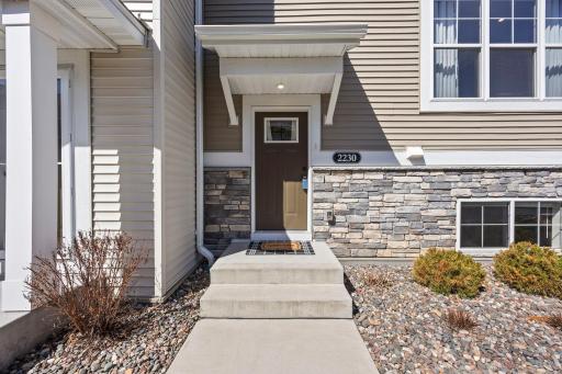 2230 Gateway Curve, Saint Paul, MN 55109