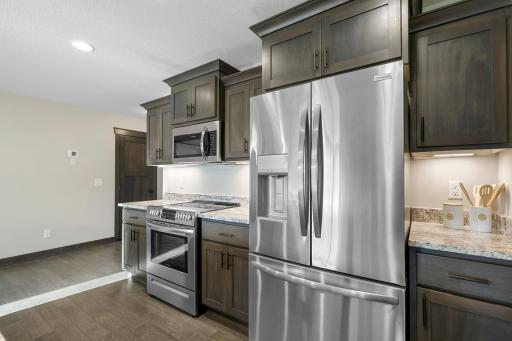 7827 Austin Path, Inver Grove Heights, MN 55077