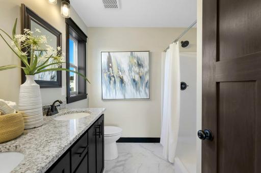 7827 Austin Path, Inver Grove Heights, MN 55077