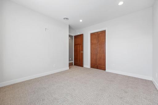 2332 30th Avenue S, Fargo, ND 58104