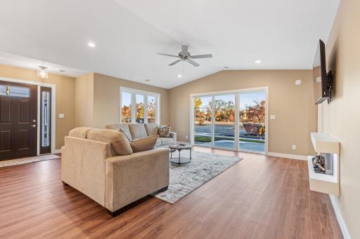2330 30 Avenue S, Fargo, ND 58104