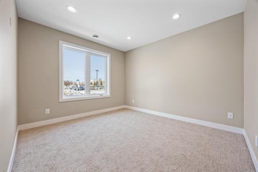 2338 30 Avenue S, Fargo, ND 58104