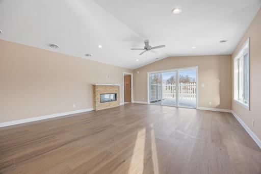 2336 30th Avenue S, Fargo, ND 58104