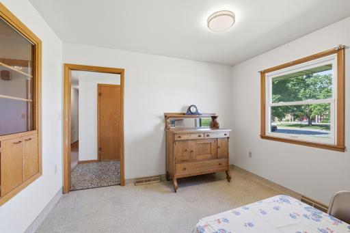 301 S Market Street, Belle Plaine, MN 56011