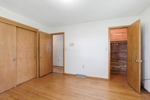 301 S Market Street, Belle Plaine, MN 56011