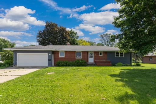 301 S Market Street, Belle Plaine, MN 56011