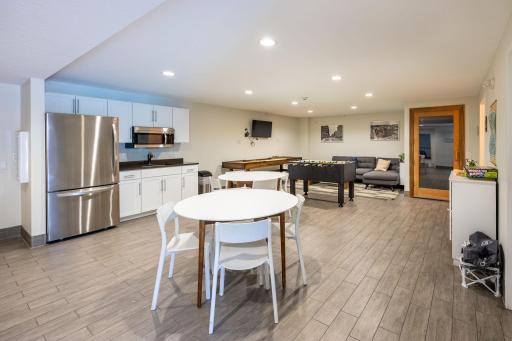 4860 Park Commons Drive, 211, Saint Louis Park, MN 55416