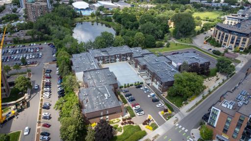 4860 Park Commons Drive, 211, Saint Louis Park, MN 55416