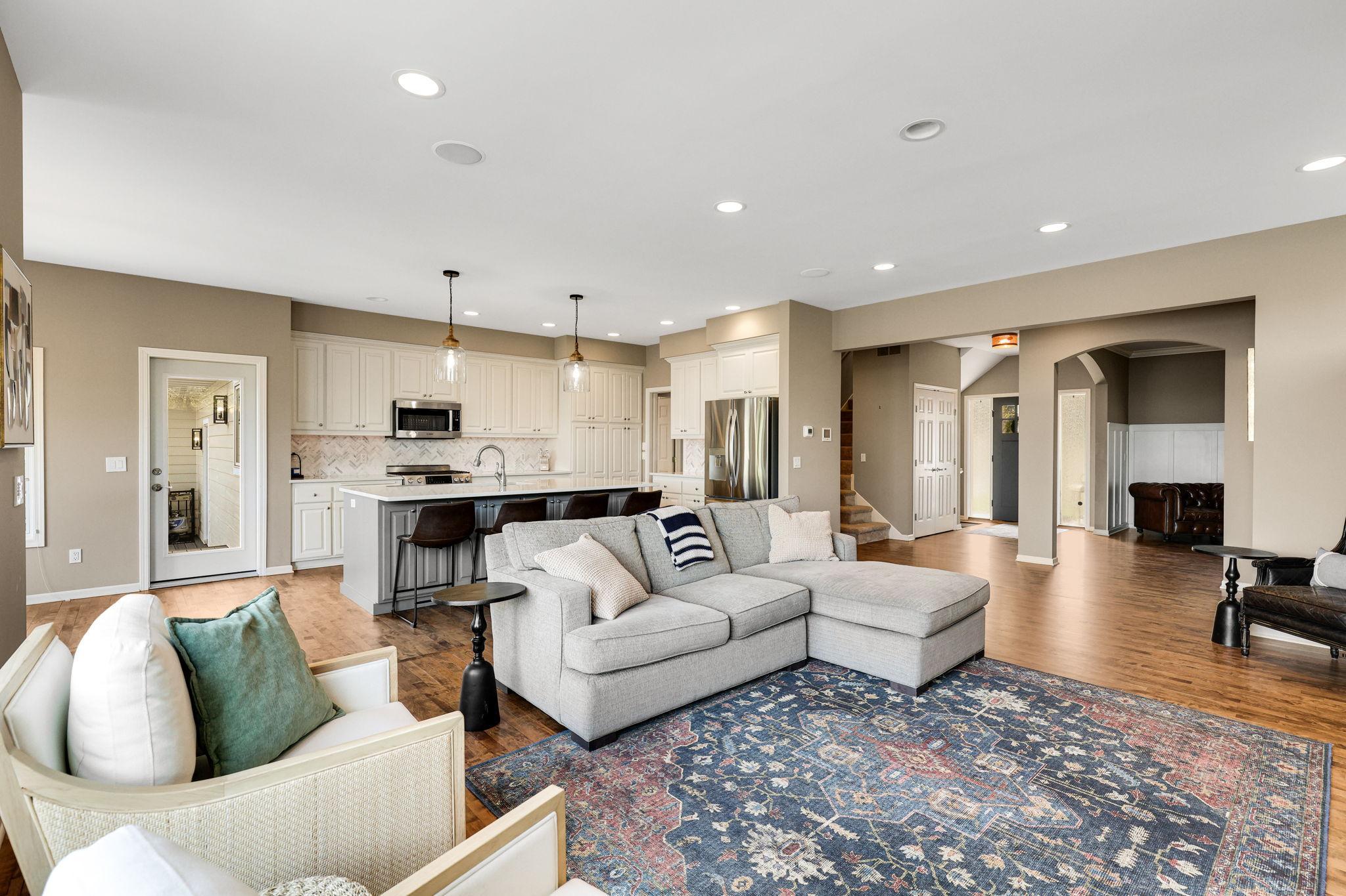 106-web-or-mls-3374 Sycamore Trail Sw, Prior Lake-16.jpg