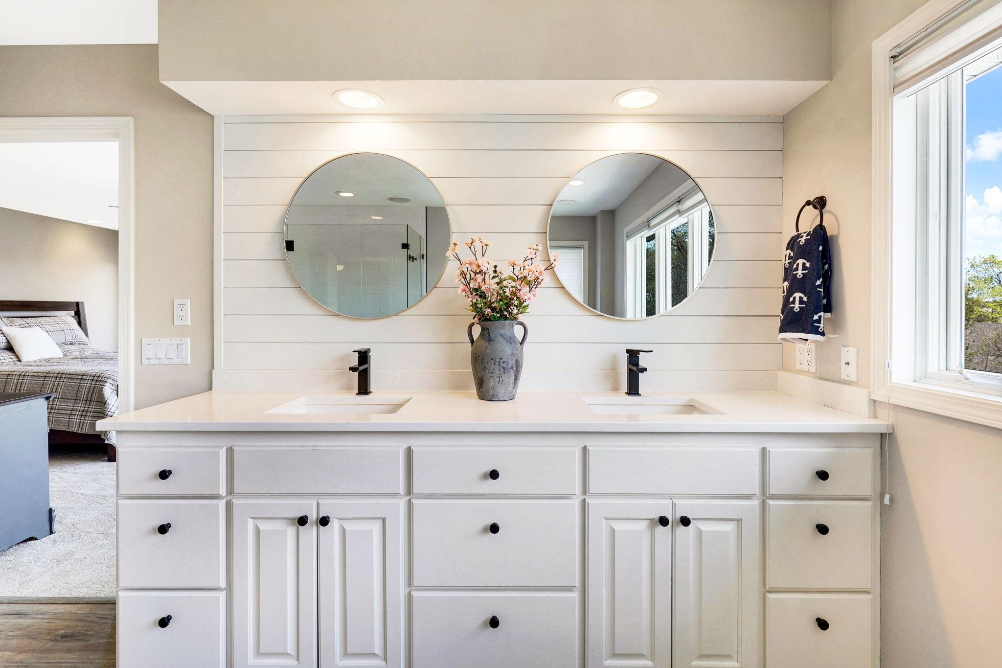 135-web-or-mls-3374 Sycamore Trail Sw, Prior Lake-44.jpg