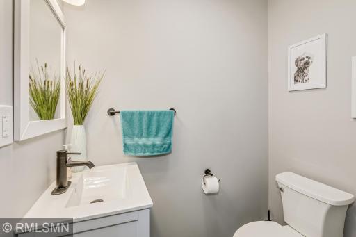 37621 Hawthorne Avenue, North Branch, MN 55056
