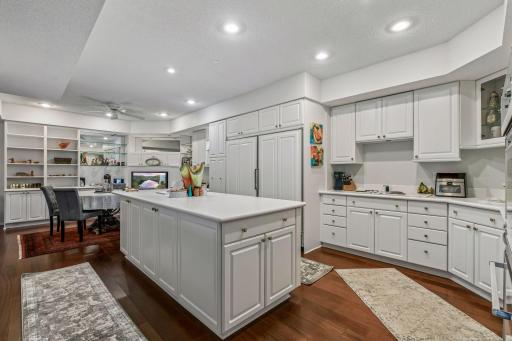 Enormous kitchen with center island