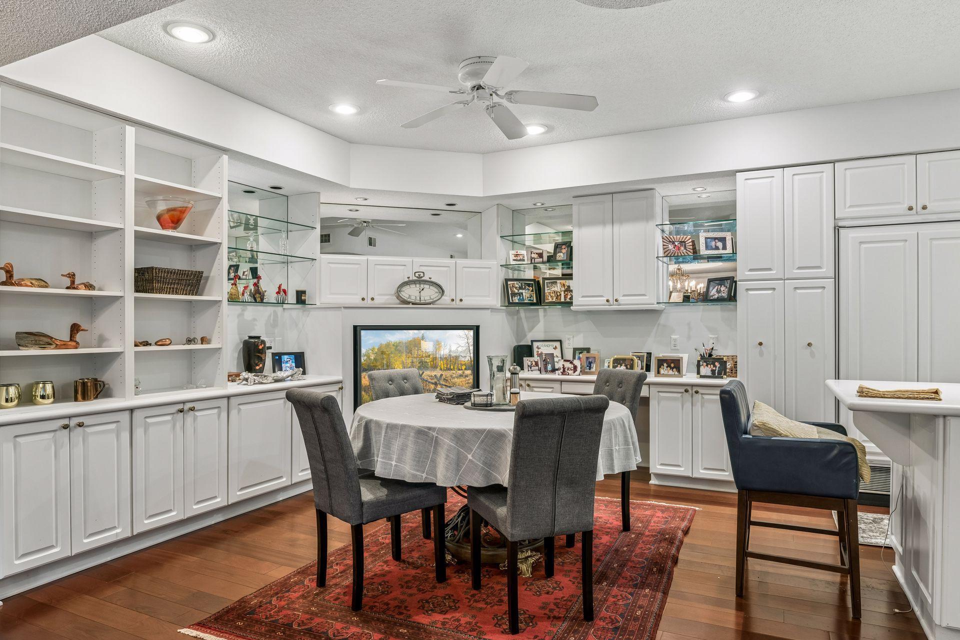 Informal dining with a plethora of built-ins