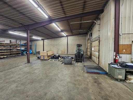 312 Beechwood Avenue S, Braham, MN 55006
