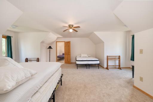 10804 W Splithand Road, Grand Rapids, MN 55744