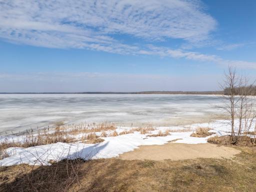 10804 W Splithand Road, Grand Rapids, MN 55744