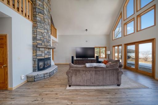10804 W Splithand Road, Grand Rapids, MN 55744