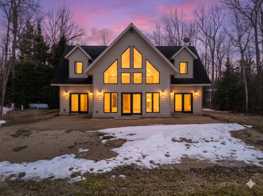 10804 W Splithand Road, Grand Rapids, MN 55744