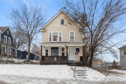 680 Lawson Avenue E, Saint Paul, MN 55106