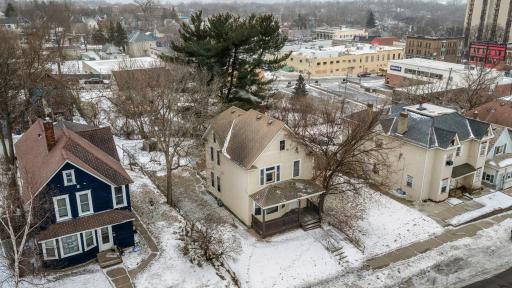 680 Lawson Avenue E, Saint Paul, MN 55106