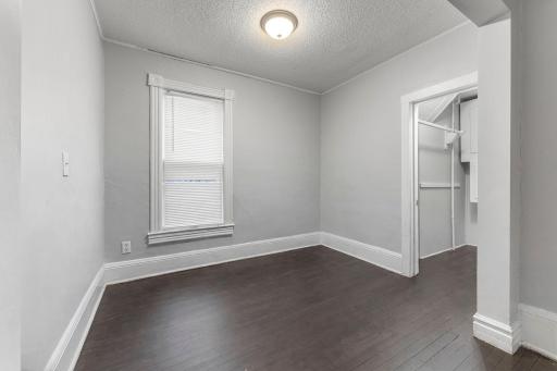 680 Lawson Avenue E, Saint Paul, MN 55106