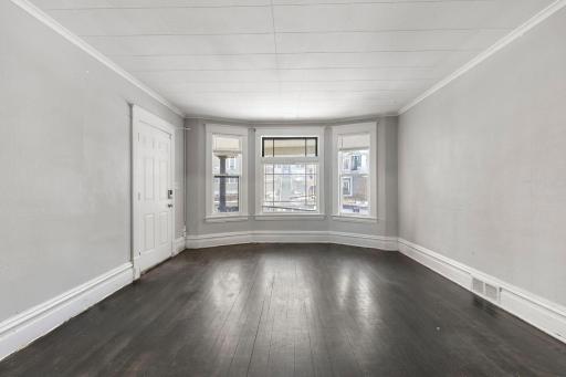 680 Lawson Avenue E, Saint Paul, MN 55106