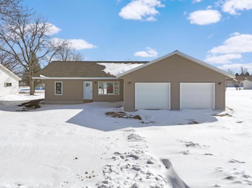122 2nd Street E, Tracy, MN 56175