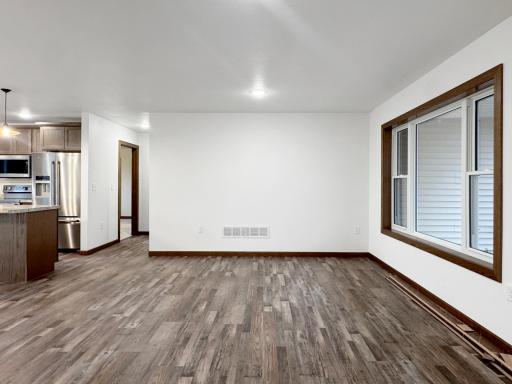 122 2nd Street E, Tracy, MN 56175