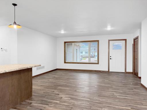 122 2nd Street E, Tracy, MN 56175