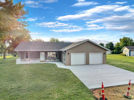 122 2nd Street E, Tracy, MN 56175