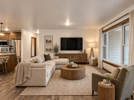 122 2nd Street E, Tracy, MN 56175