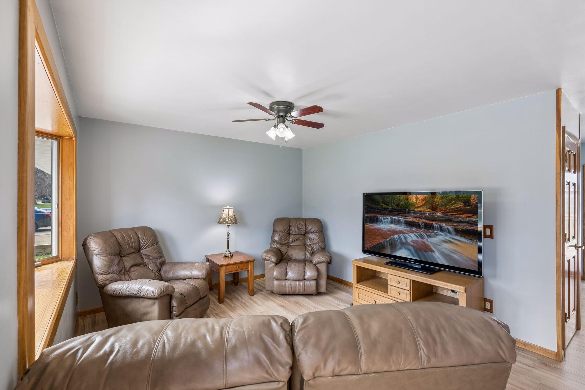 Bright and airy entryway