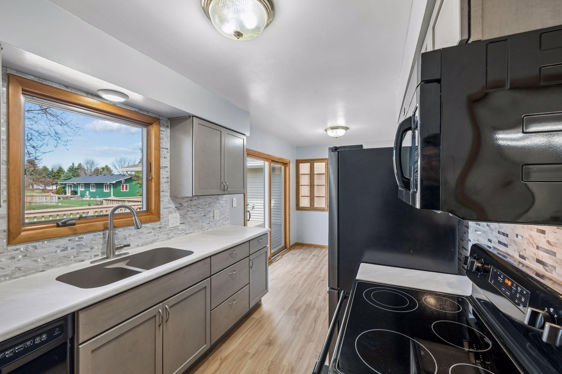 Bright, updated kitchen with modern finishes