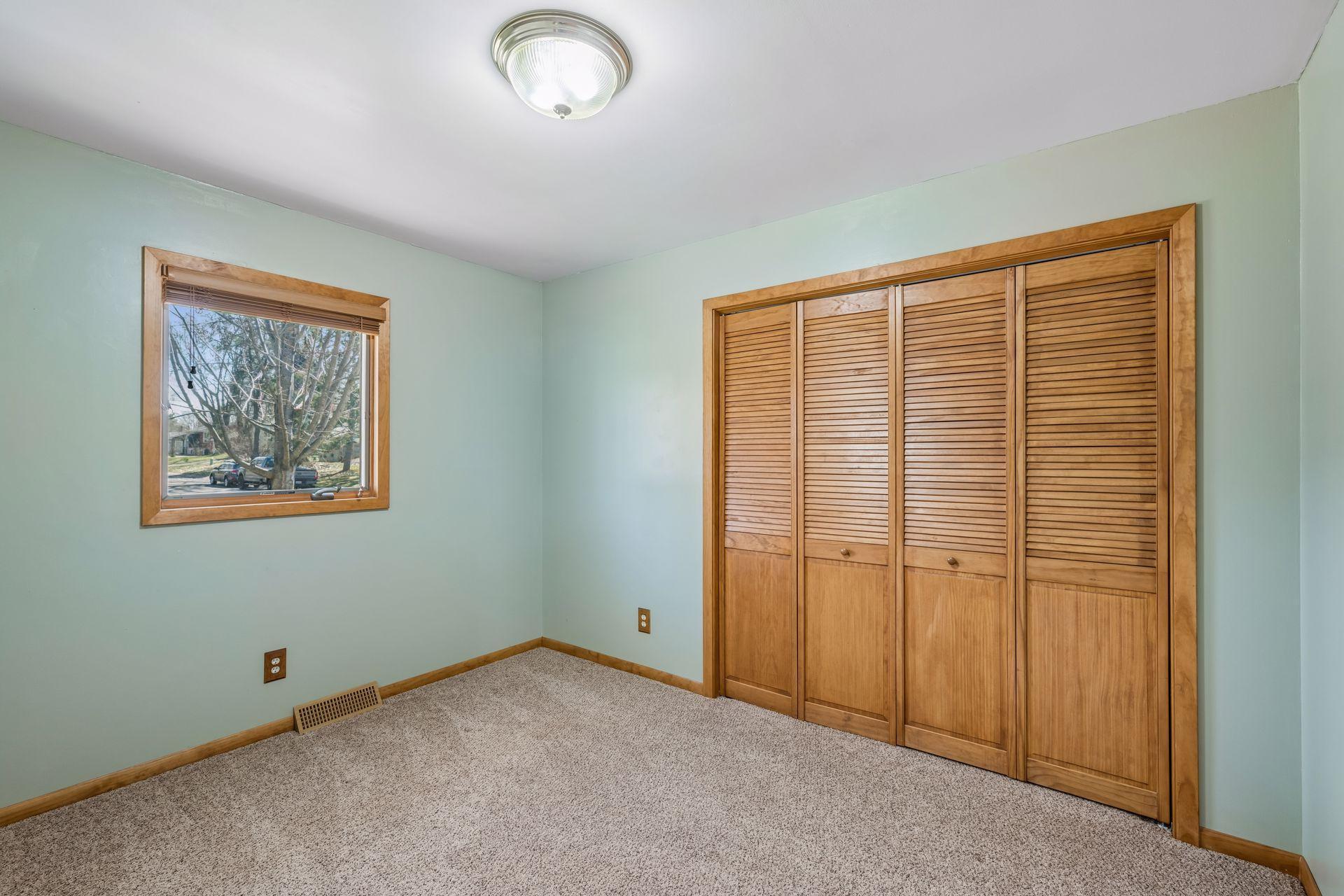 Generous sized closet