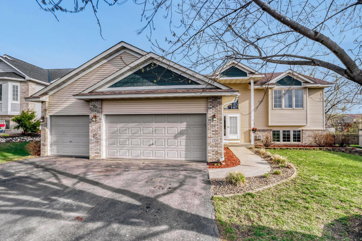 Welcome Home To This Wonderful Home In Small Town Mayer